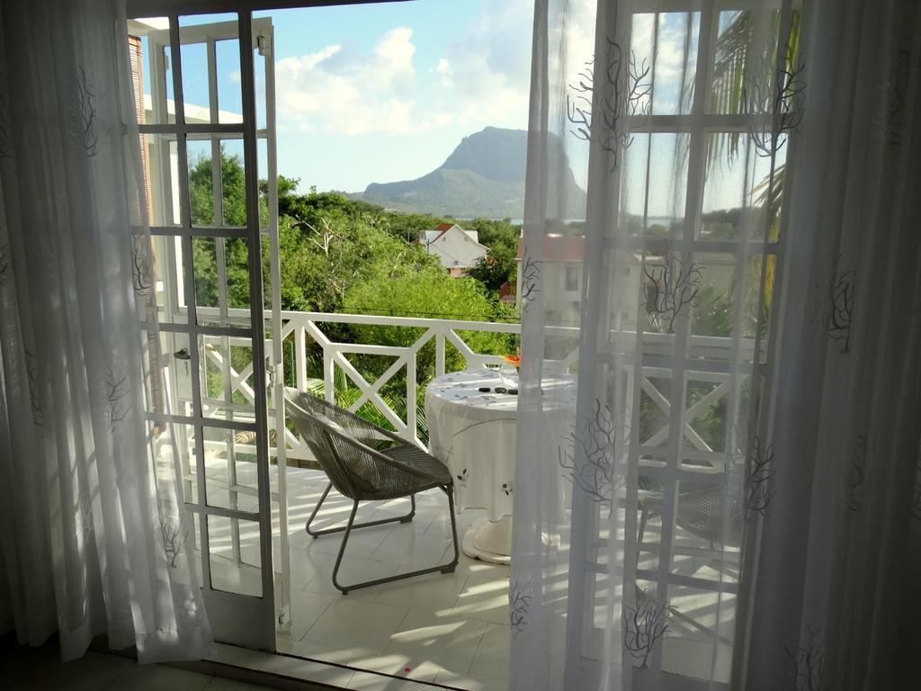 Blue Appartment La Gaulette Bagian luar foto