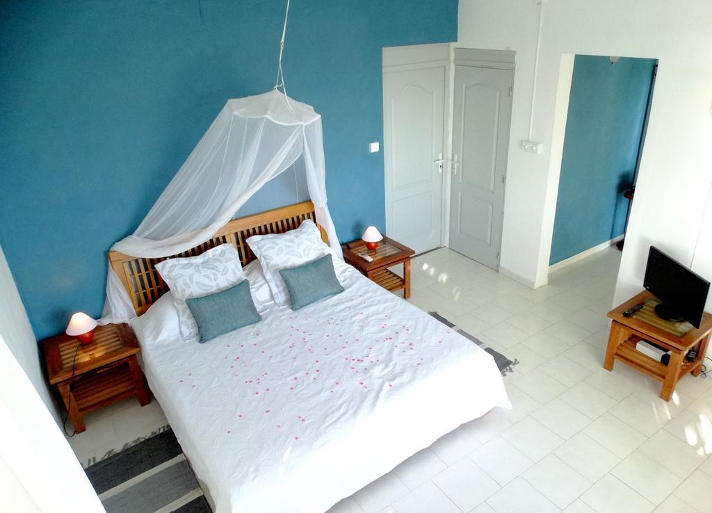 Blue Appartment La Gaulette Bagian luar foto